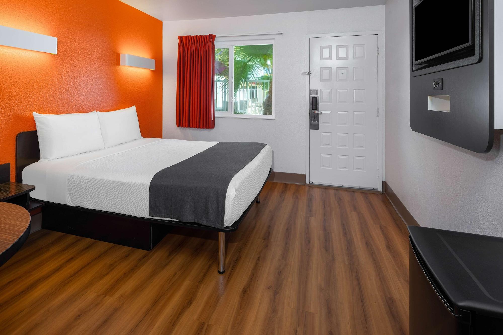 Motel 6-Carpinteria, Ca - Santa Barbara - South Exteriör bild