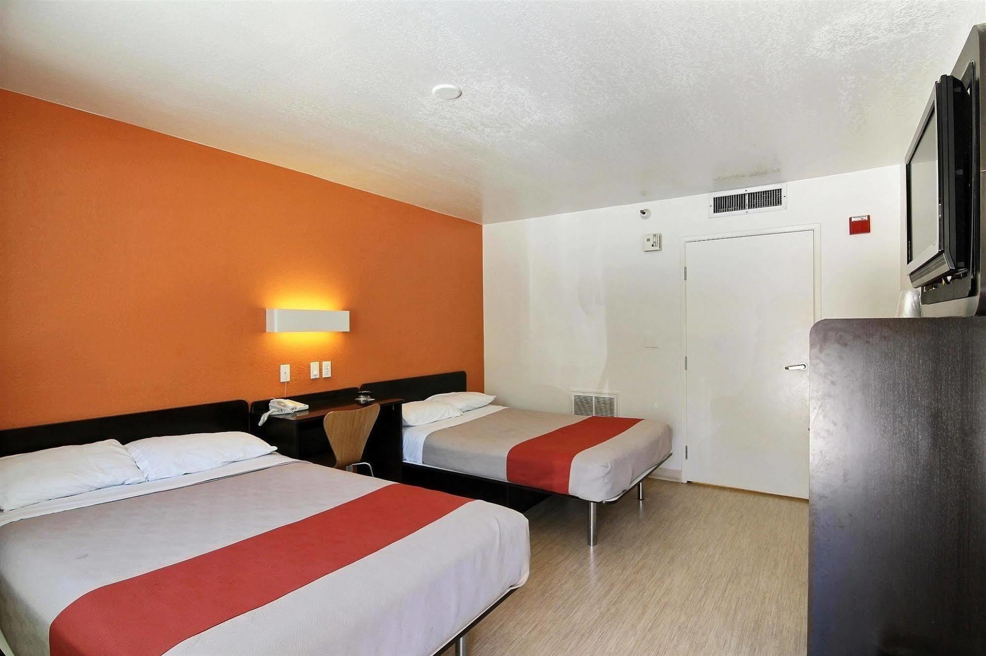 Motel 6-Carpinteria, Ca - Santa Barbara - South Exteriör bild