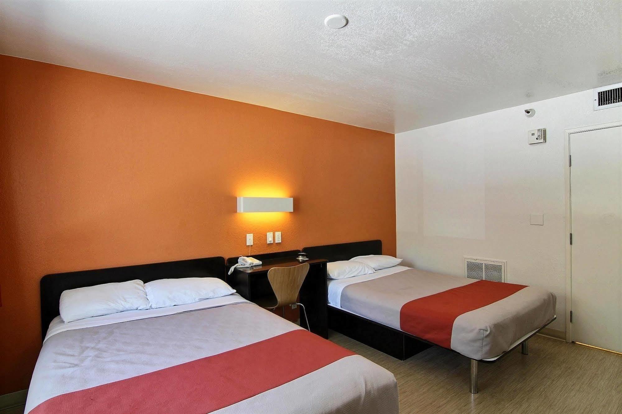 Motel 6-Carpinteria, Ca - Santa Barbara - South Exteriör bild