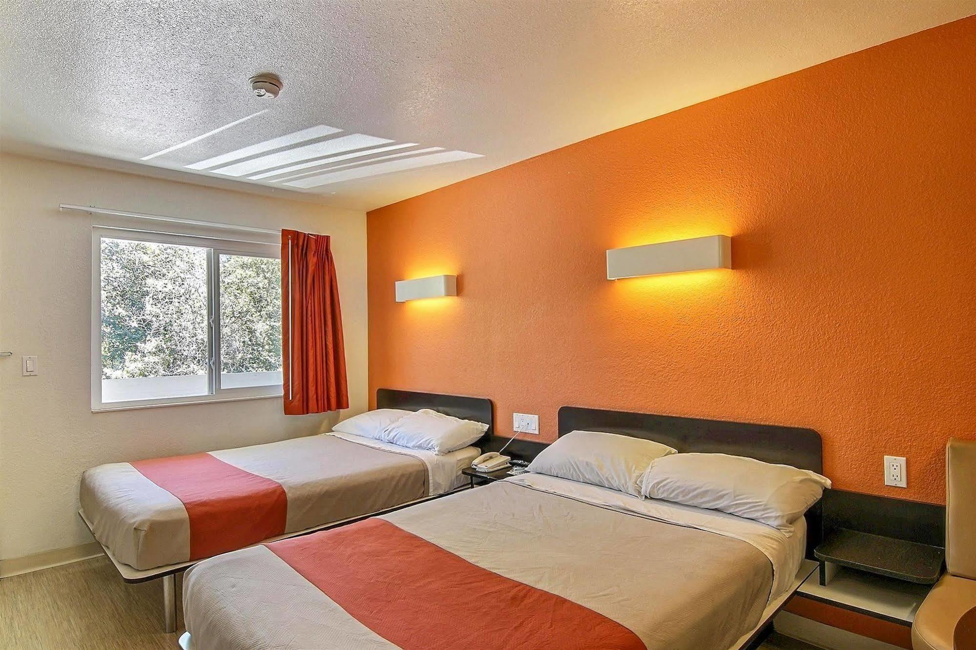 Motel 6-Carpinteria, Ca - Santa Barbara - South Exteriör bild